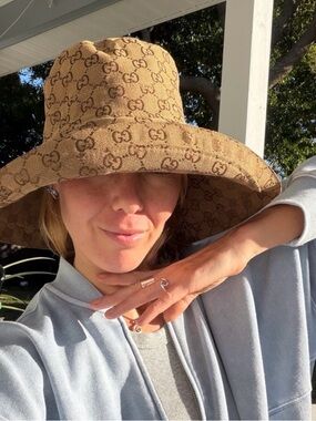 •Beautiful Trend Hat
• Beauty Hat Y
Tan Monogram Sun Hat M🤎